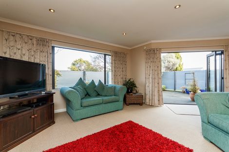 Photo of property in 19a Carlisle Street, Milson, Palmerston North, 4414