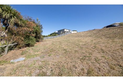 Photo of property in 7 Sasaram Lane, Cashmere, Christchurch, 8022