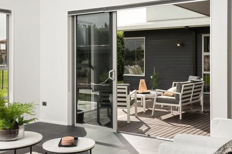 Photo of property in 115 Oriental Parade, Papamoa Beach, Papamoa, 3118