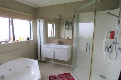 Photo of property in 86 Barrett Road, Whalers Gate, New Plymouth, 4310