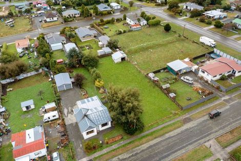 Photo of property in 33 Christchurch Street, Kaitangata, 9210