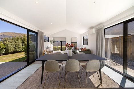 Photo of property in 52 Jack Hanley Drive, Jacks Point, Queenstown, 9371