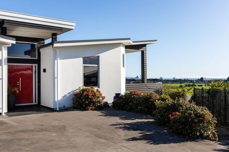 Photo of property in 6 Sunset Street, Bell Block, New Plymouth, 4312