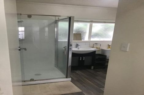 Photo of property in 2/188 Captain Springs Road, Onehunga, Auckland, 1061