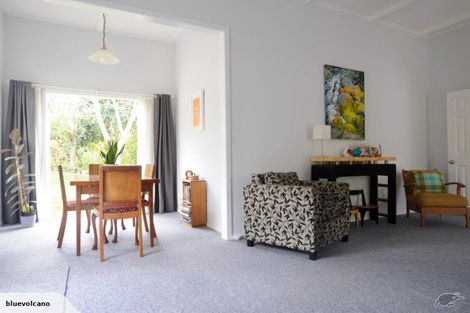 Photo of property in 11 James Street, Raglan, 3225