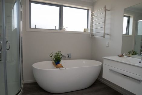 Photo of property in 48 Kuru Place, Papamoa, 3118