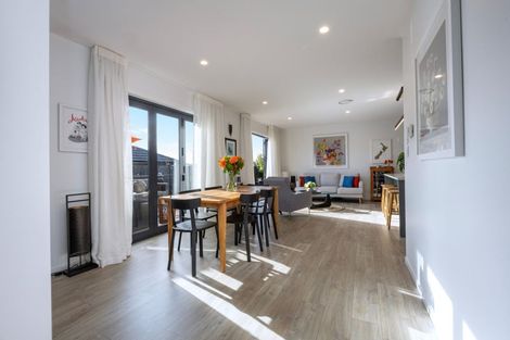 Photo of property in 18 Jane Maree Road, Kumeu, 0810