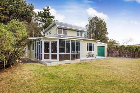 Photo of property in 111 Koputara Road, Himatangi Beach, Foxton, 4891