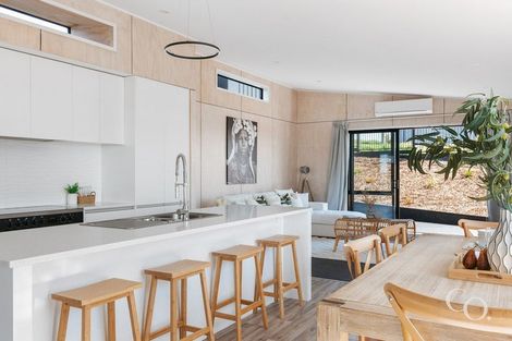 Photo of property in 79 Kaitemako Road, Welcome Bay, Tauranga, 3112