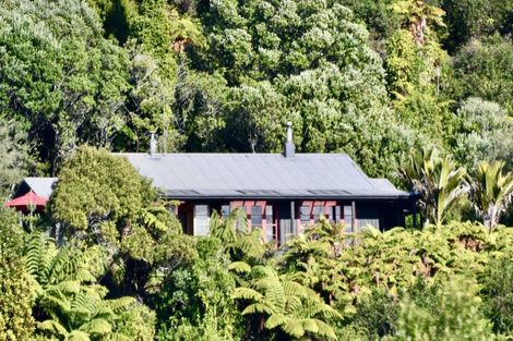 Photo of property in 4870 State Highway Karamea, Karamea, 7893