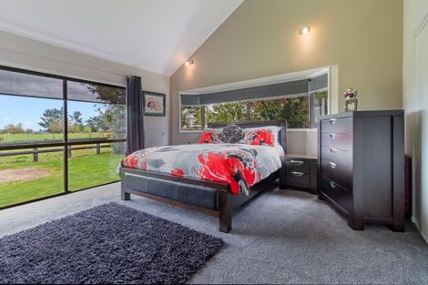 Photo of property in 32 Hauraki Road, Orongo, Thames, 3574