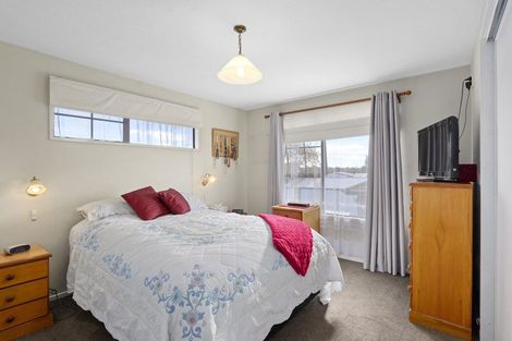 Photo of property in 3 Mulberry Place, Redwood, Christchurch, 8051