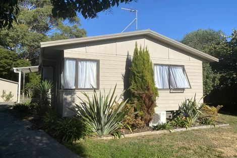 Photo of property in 5 Dennis Taylor Court, Paraparaumu, 5032