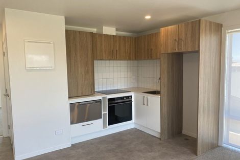 Photo of property in 3/43 Yeovil Road, Te Atatu Peninsula, Auckland, 0610