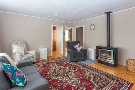 Photo of property in 136 Kiwi Road, Whangamata, 3620