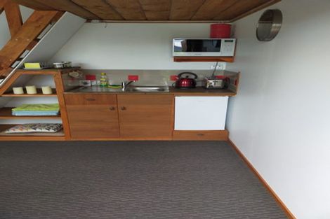 Photo of property in 26 Porterfield Street, Macandrew Bay, Dunedin, 9014