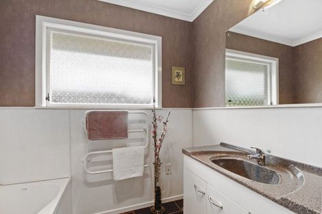 Photo of property in 27 Samuel Place, Queenwood, Hamilton, 3210