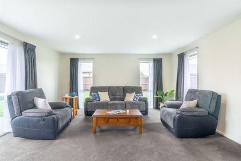 Photo of property in 21 Wootton Place, Kaiapoi, 7630