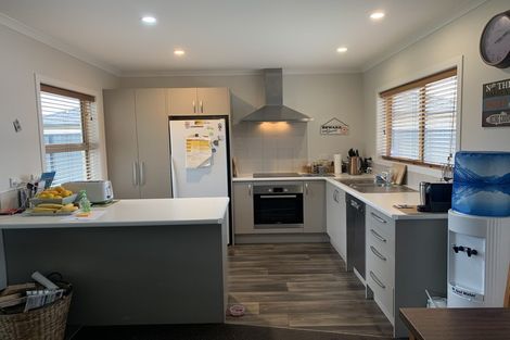 Photo of property in 5 Stan Heather Drive, Glenview, Hamilton, 3206