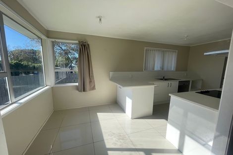 Photo of property in 1 Hobman Place, Manurewa, Auckland, 2102