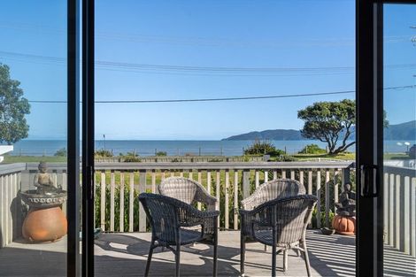 Photo of property in 97 Marine Parade, Paraparaumu Beach, Paraparaumu, 5032