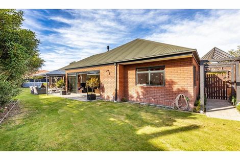 Photo of property in 16 Mansfield Drive, Kaiapoi, 7630