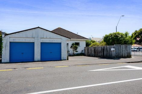 Photo of property in 33 Rogan Street, New Plymouth, 4310