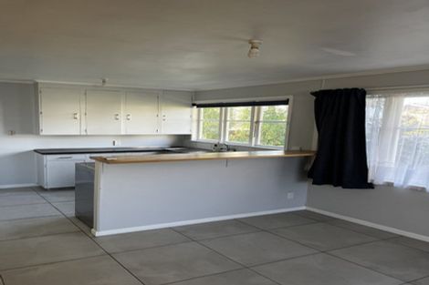 Photo of property in 1a Harris Road, Mount Wellington, Auckland, 1051