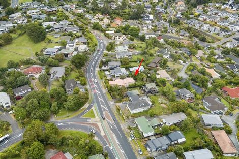 Photo of property in 105 Browns Bay Road, Browns Bay, Auckland, 0630