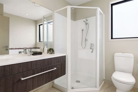 Photo of property in 72a Francis Street, Hauraki, Auckland, 0622