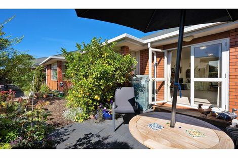 Photo of property in 2/126 Opawa Road, Opawa, Christchurch, 8023