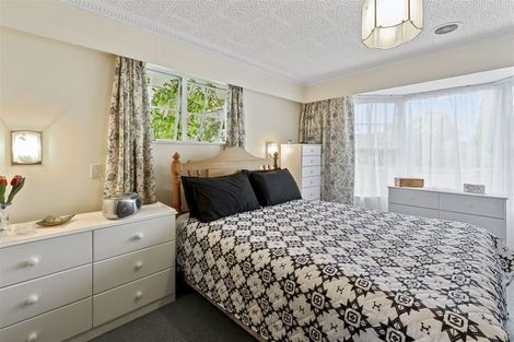 Photo of property in 48 Highbury Drive, Levin, 5510