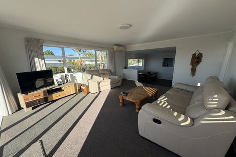 Photo of property in 5 Sealy Road, Torbay, Auckland, 0630