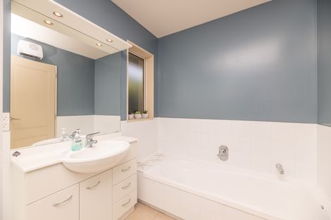 Photo of property in 10 Harrys Way, Redwood, Christchurch, 8051