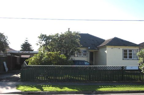 Photo of property in 22 Benge Crescent, Naenae, Lower Hutt, 5011