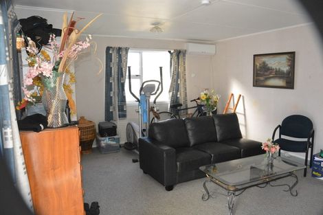 Photo of property in 46 Ketemarae Road, Normanby, Hawera, 4614