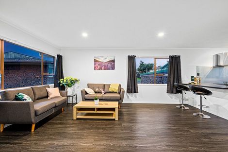 Photo of property in 5/38 Kirrie Avenue, Te Atatu South, Auckland, 0610