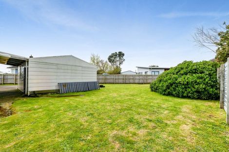 Photo of property in 3 Sutton Place, Hawera, 4610