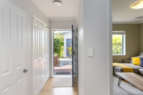 Photo of property in 28a Cotter Street, Greytown, 5712