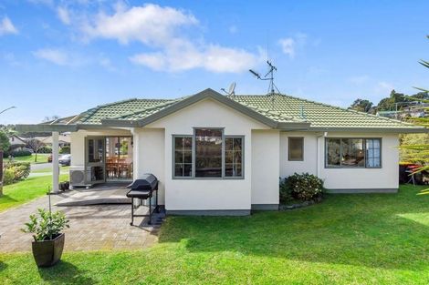 Photo of property in 8 Amberley Crescent, Bethlehem, Tauranga, 3110