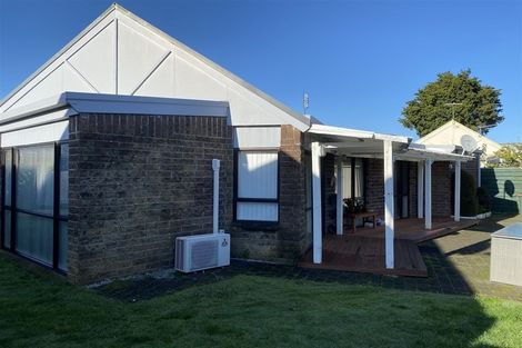 Photo of property in 2/26 Jellicoe Road, Manurewa, Auckland, 2102