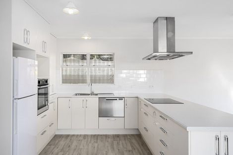 Photo of property in 99 Jonathon Street, Brookfield, Tauranga, 3110