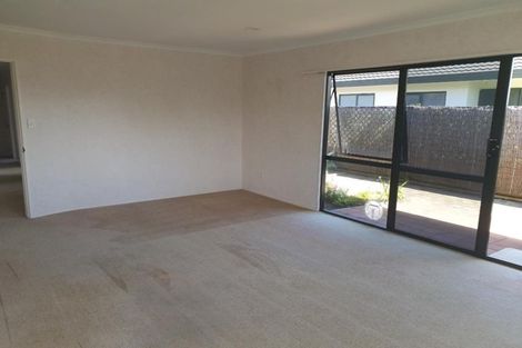 Photo of property in 41 Ngaio Street, Strandon, New Plymouth, 4312