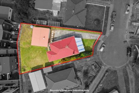 Photo of property in 10 Serjeant Street, Henderson, Auckland, 0612