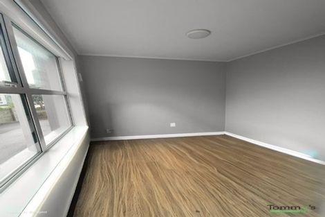 Photo of property in 2/36 Roxburgh Street, Mount Victoria, Wellington, 6011