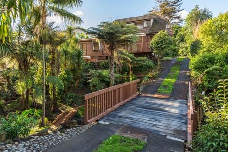 Photo of property in 72a Beach Road, Mellons Bay, Auckland, 2014