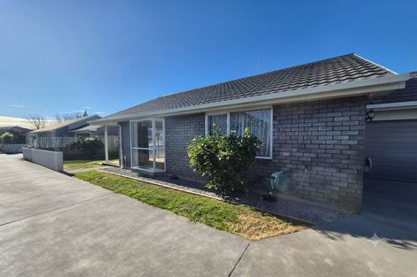 Photo of property in 2/484 Sparks Road, Halswell, Christchurch, 8025