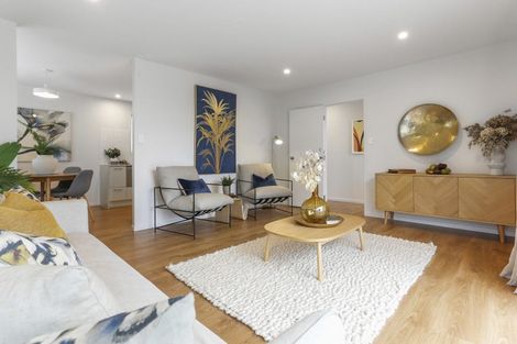 Photo of property in 8a Steen Place, Mangere Bridge, Auckland, 2022