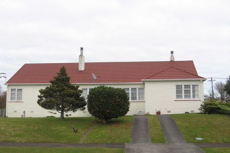Photo of property in 42-44 Wrantage Street, Westown, New Plymouth, 4310