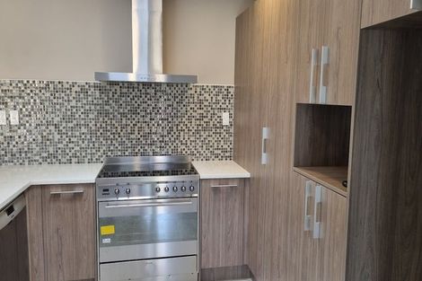 Photo of property in 520/12 Northcross Drive, Oteha, Auckland, 0632